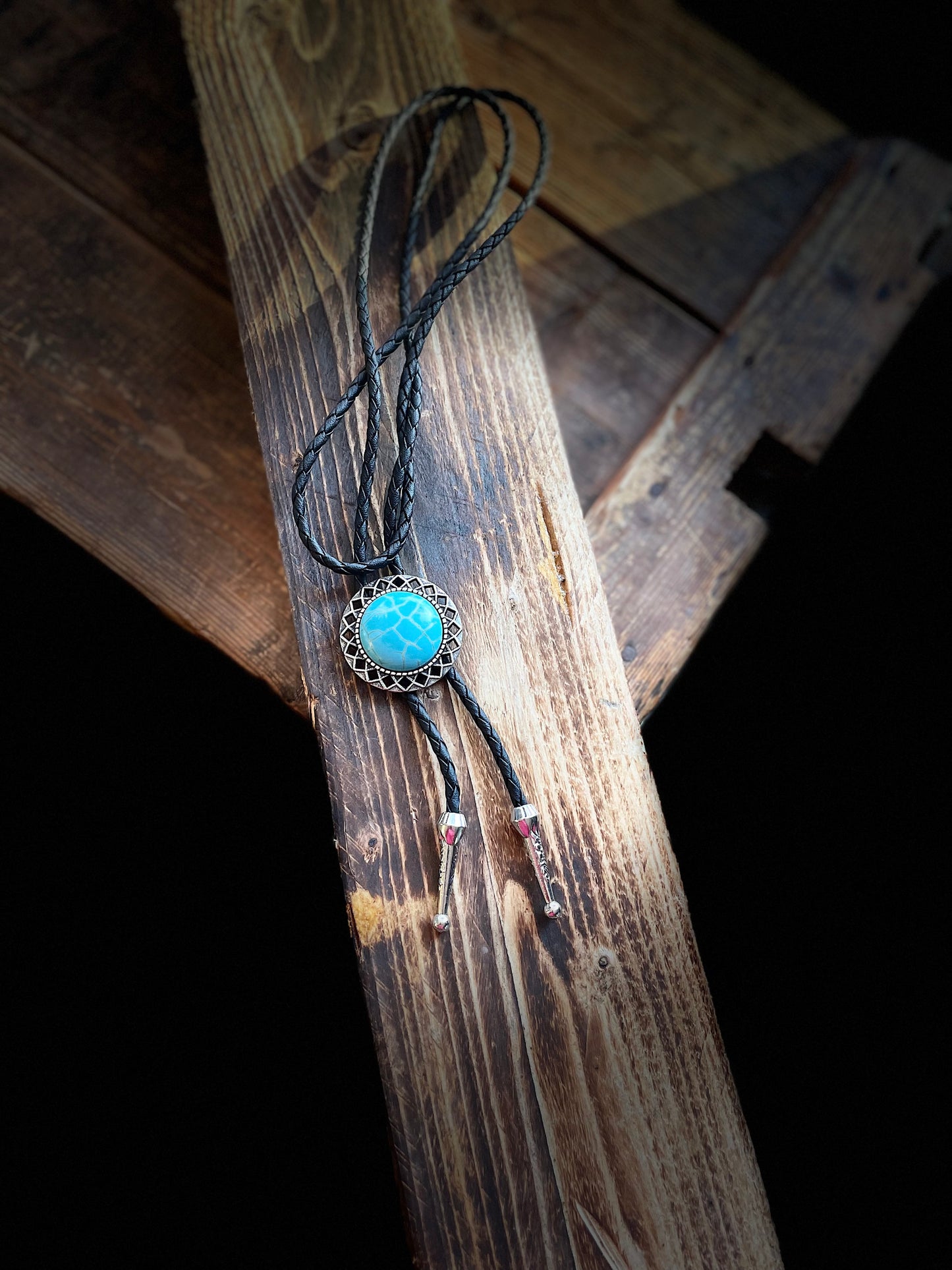 rebell bolotie turkos Sten brun