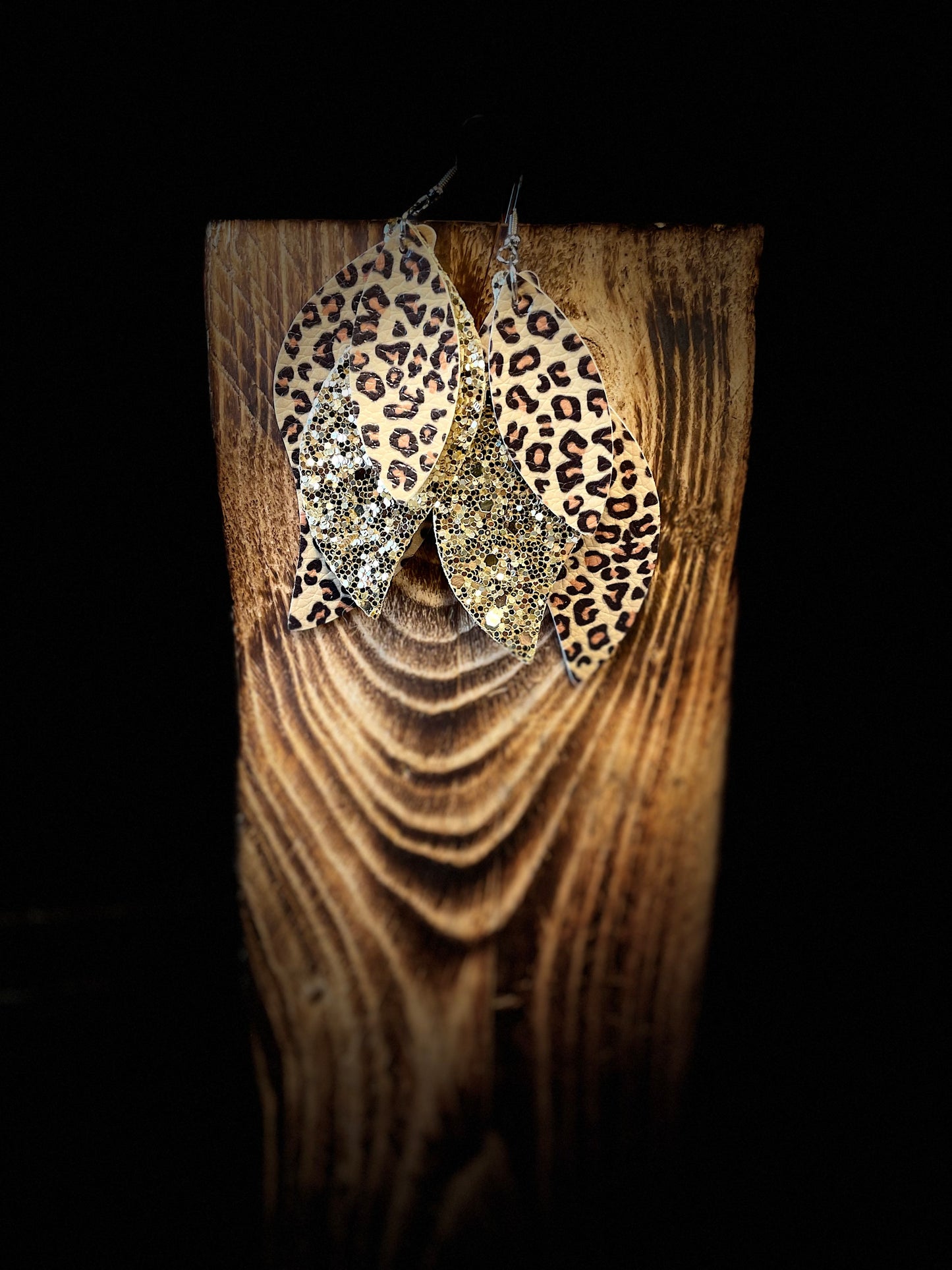 rebell örhängen Leopard bling