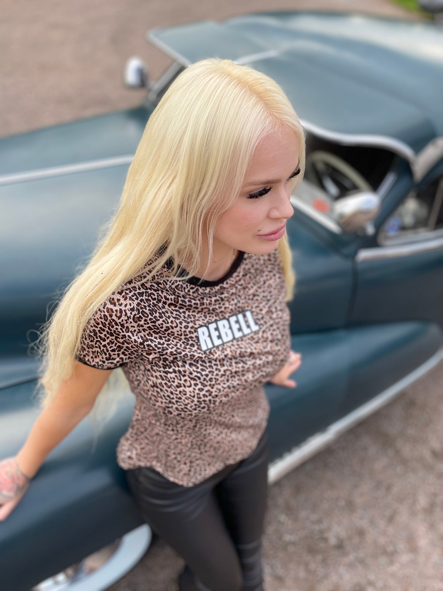 Rebell tshirt Leopard nyhet
