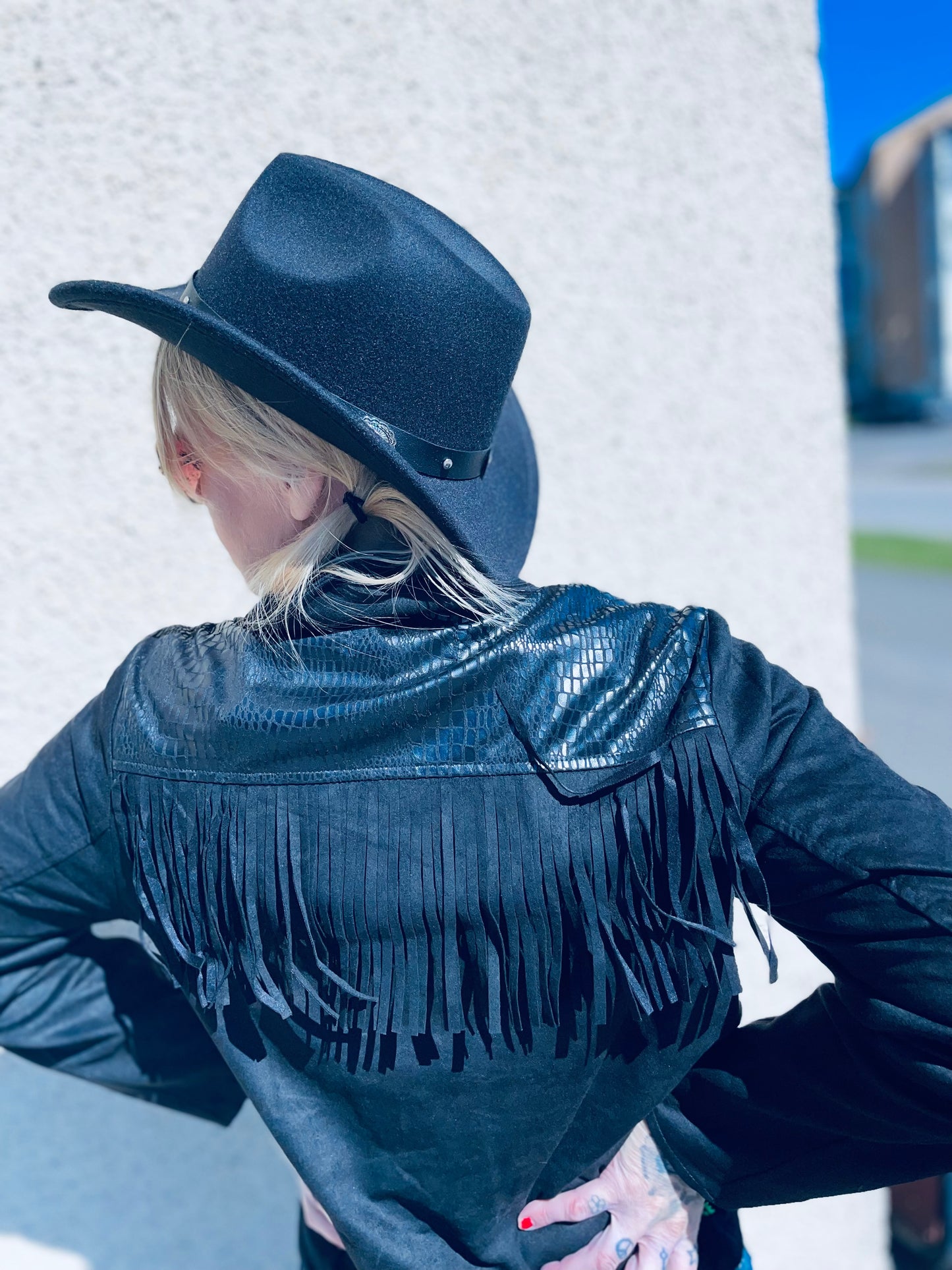 Rebell fransjacka svart knappar