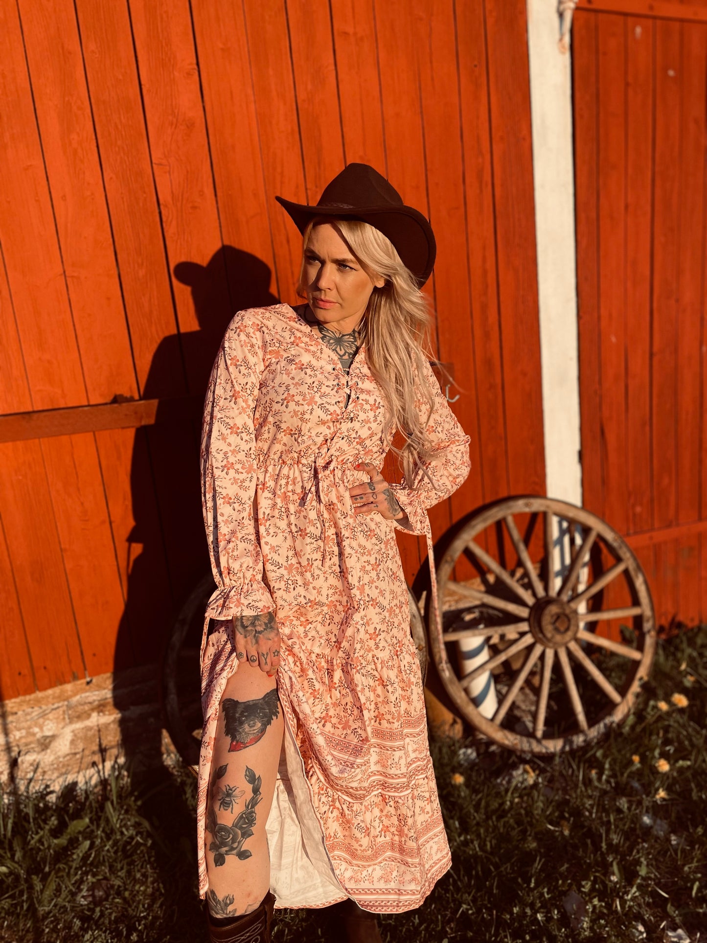 rebell boho western långklänning rosa toner