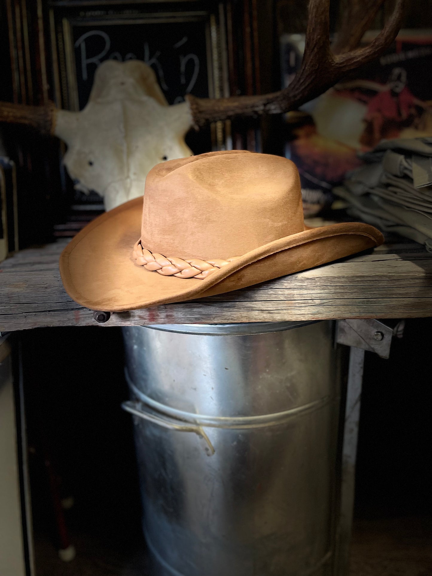 Rebell hatt brun filt hatt tjockare hårdare hatt brun