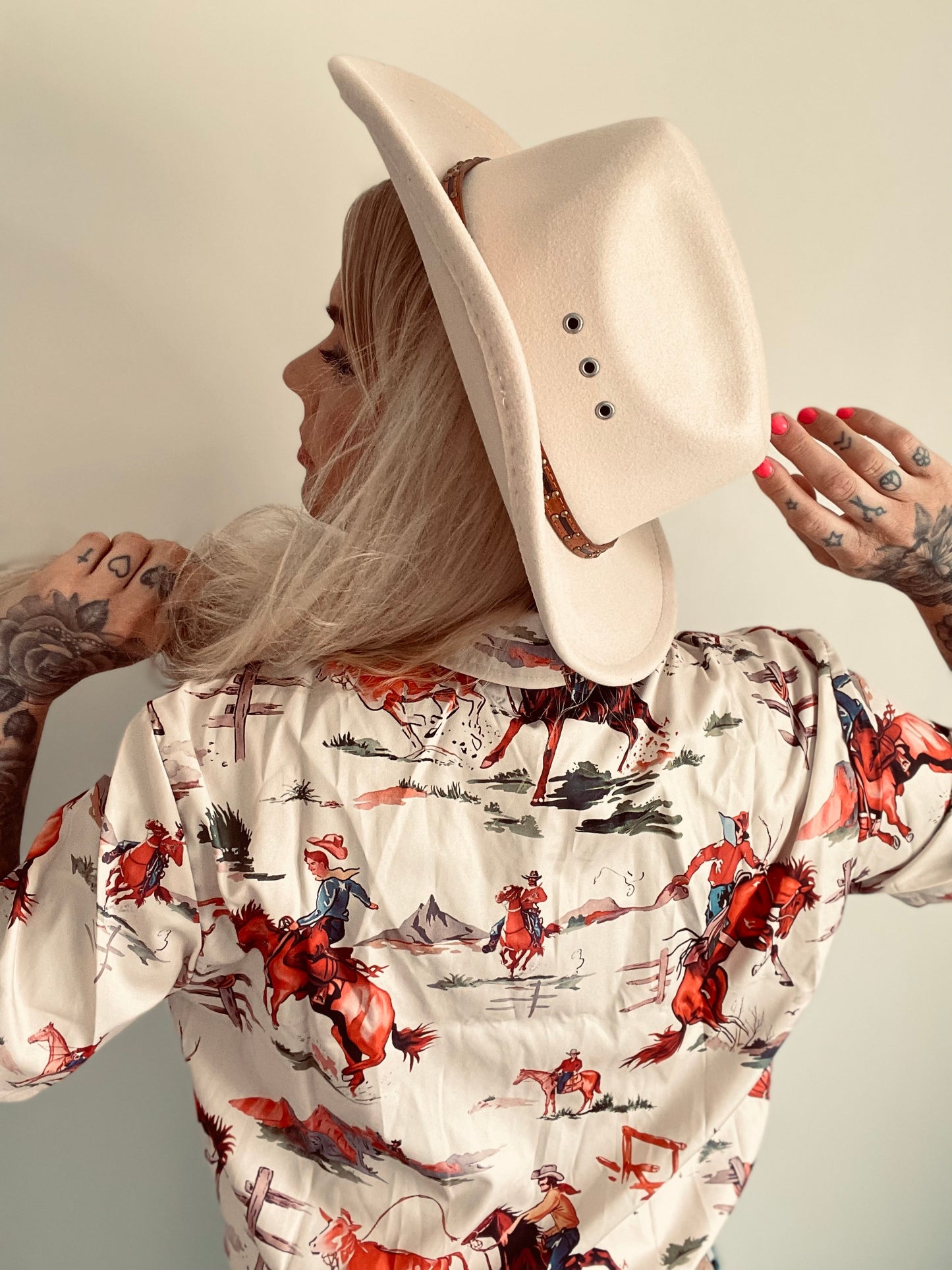 rebell hawaii skjorta cowboy vit unisex