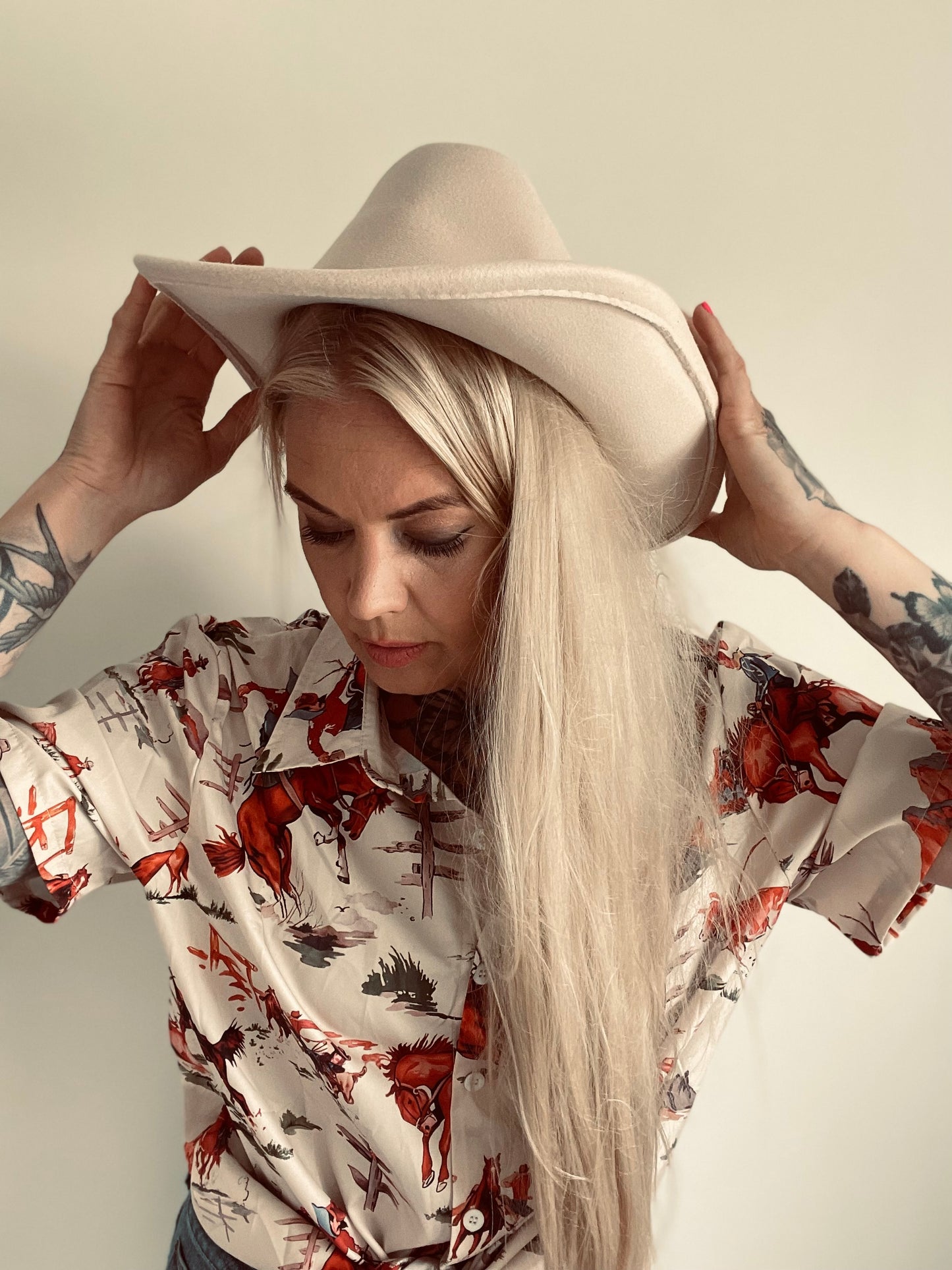 rebell hawaii skjorta cowboy vit unisex