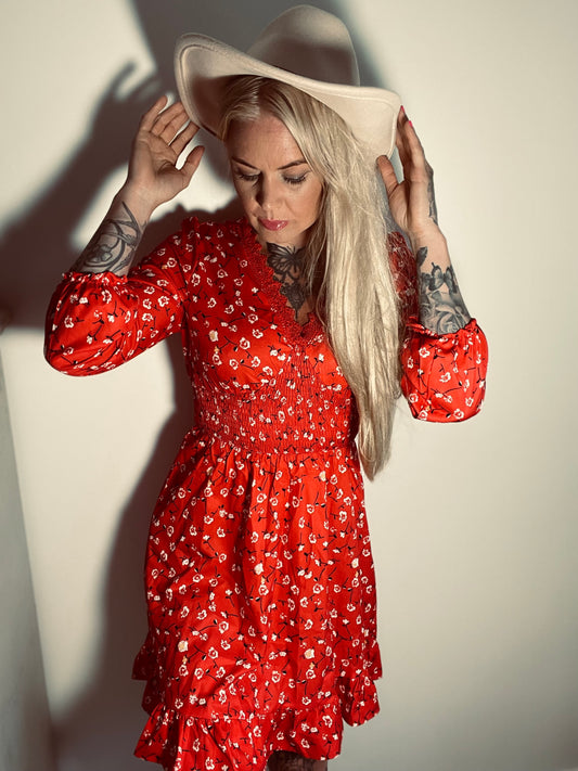 rebell boho western klänning röd med arm
