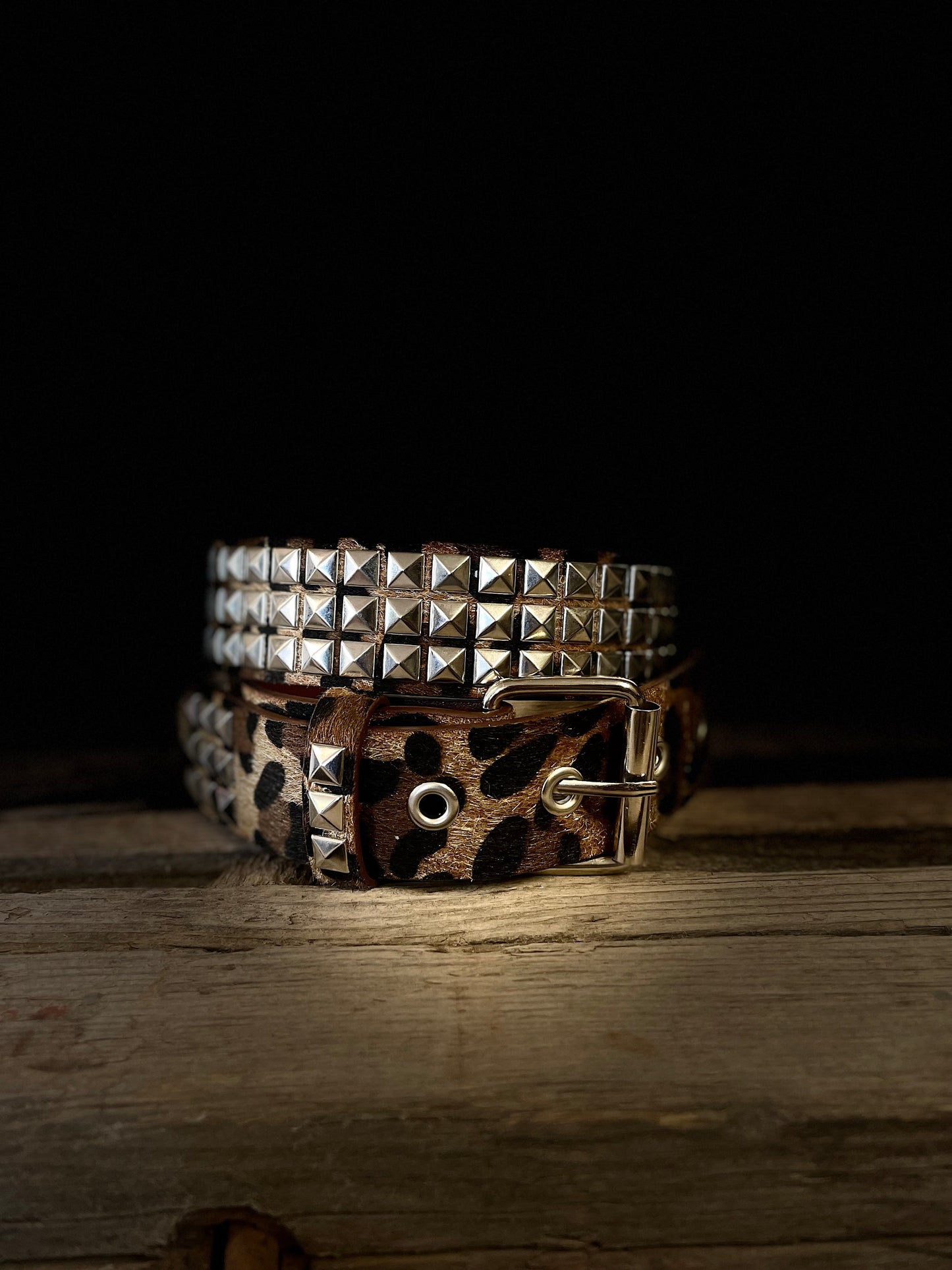 Rebell cowboy nitskärp med leopard