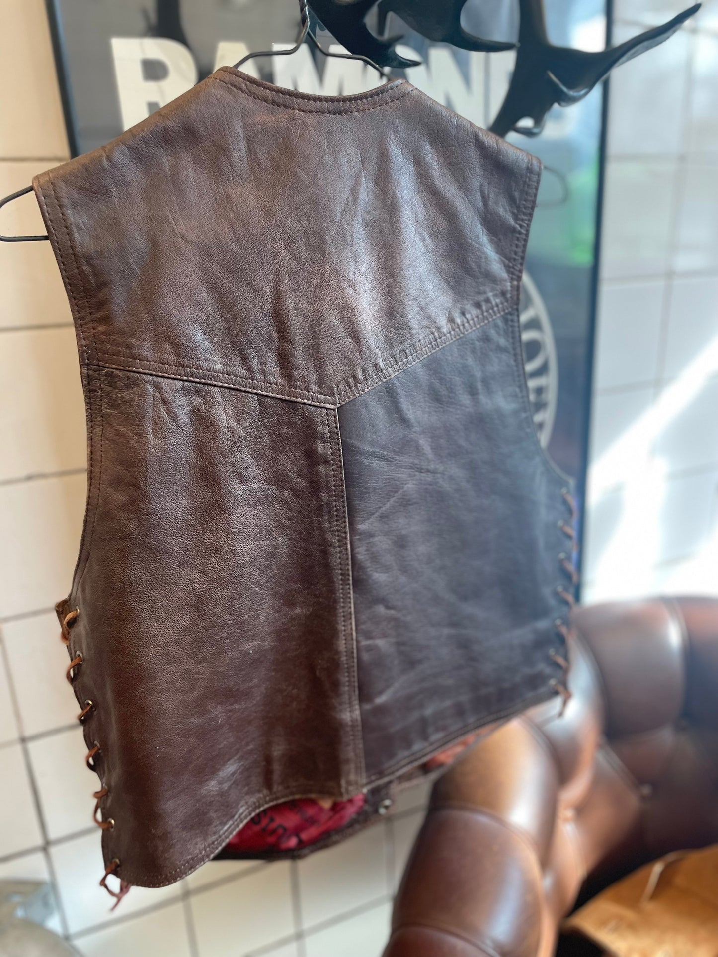 Rebell skinnväst brun Jaguar xl