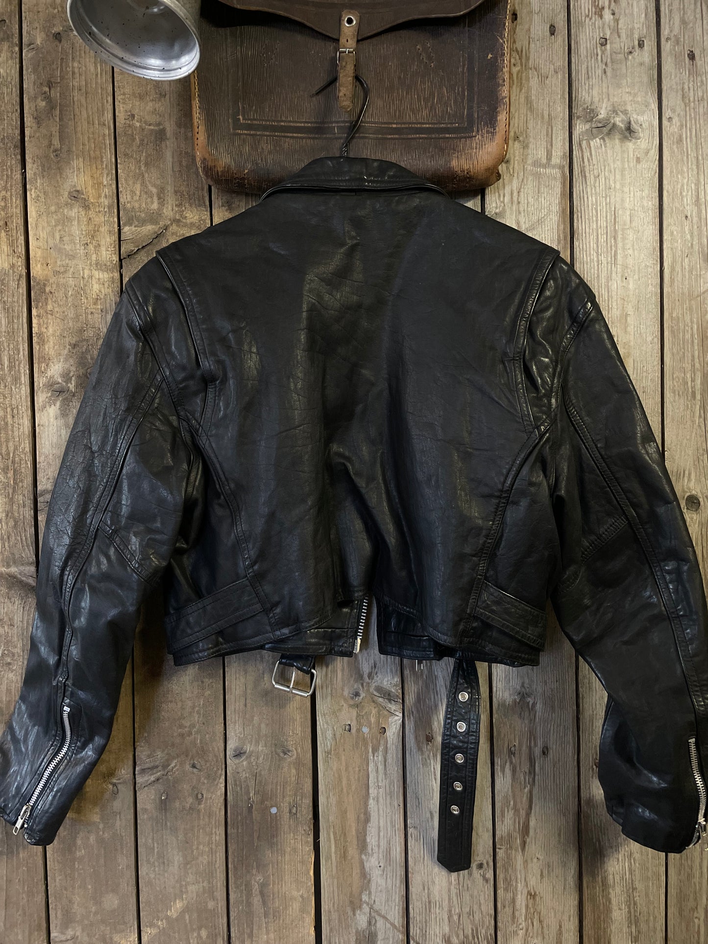 Rebell biker jacka skinnjacka svart L (s-m)dam