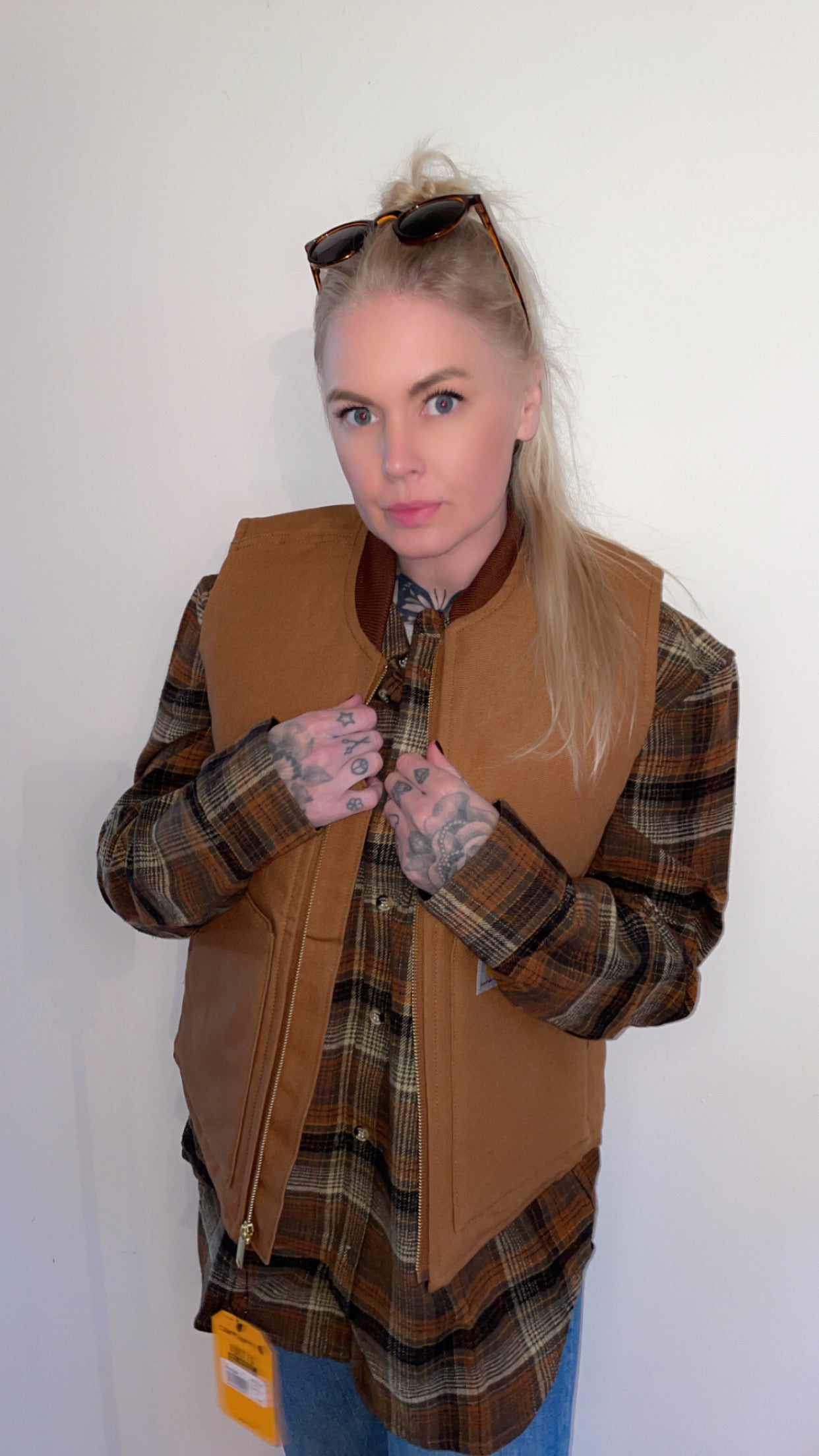 carhartt fodrad väst brown duck