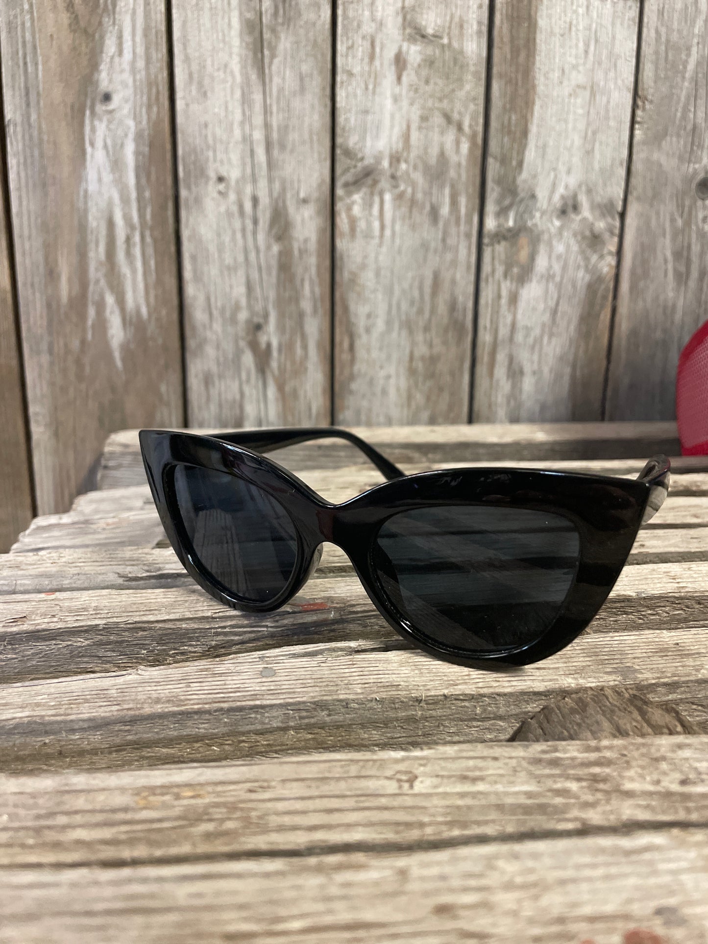 Rebell solglasögon svart cateyes