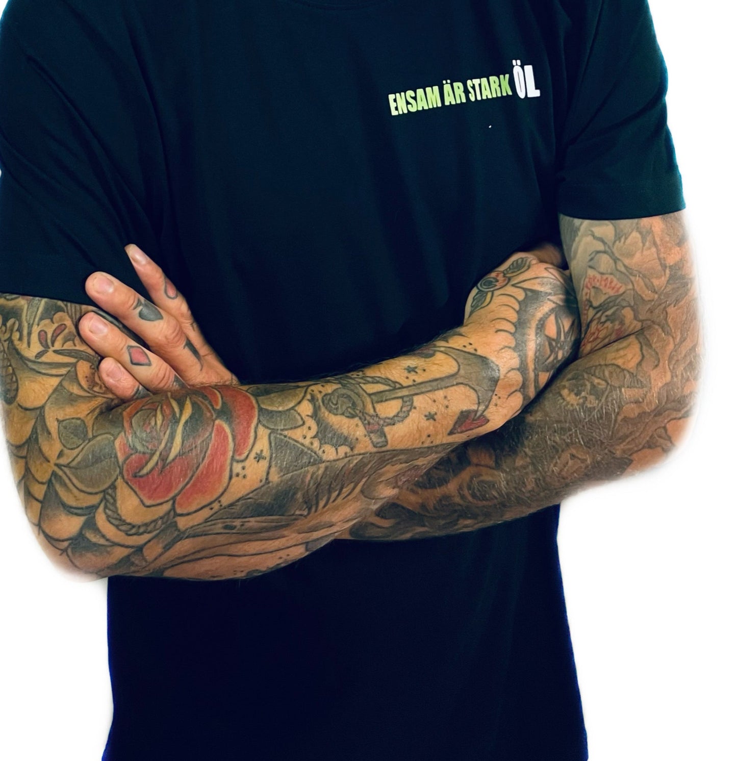 Rebell tshirt ensam är stark öl unisex