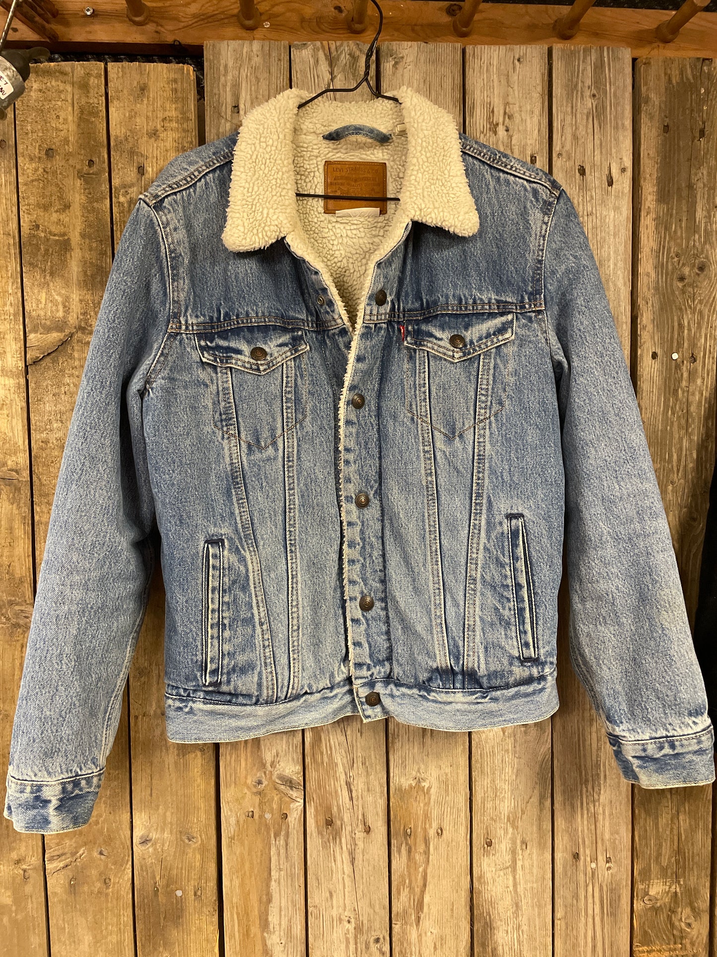 Vintage jeansjacka Levi’s sherpa fodrad trucker medium