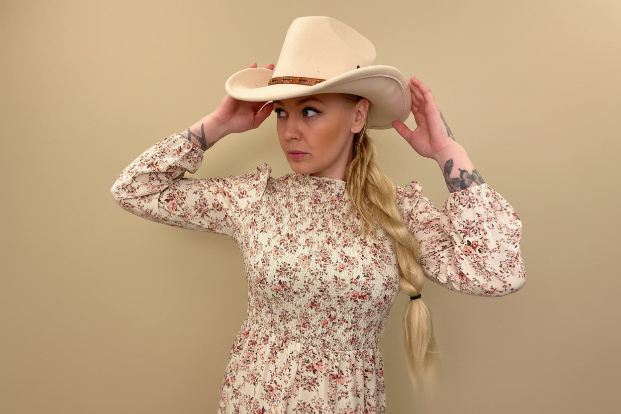 rebell Western Grace  boho western långklänning blommig toner