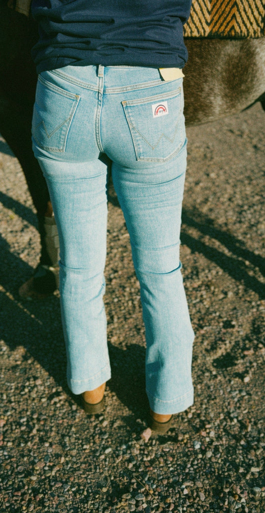 Wrangler FLARE velvet sky