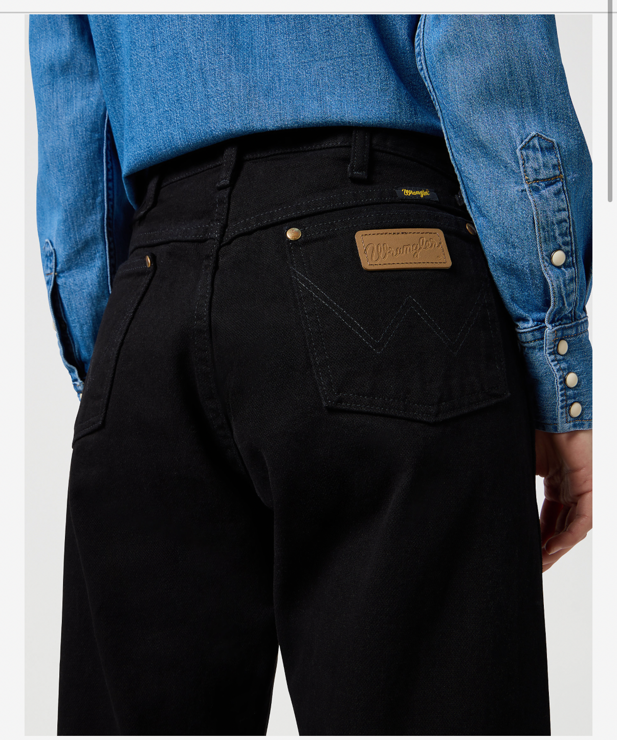 Wrangler 13 MWZ Cowboy cut svart