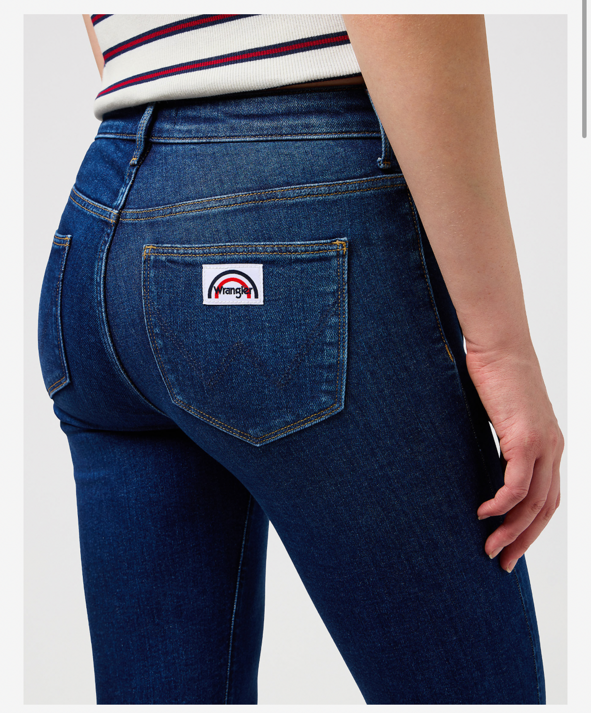 Wrangler FLARE dark wash