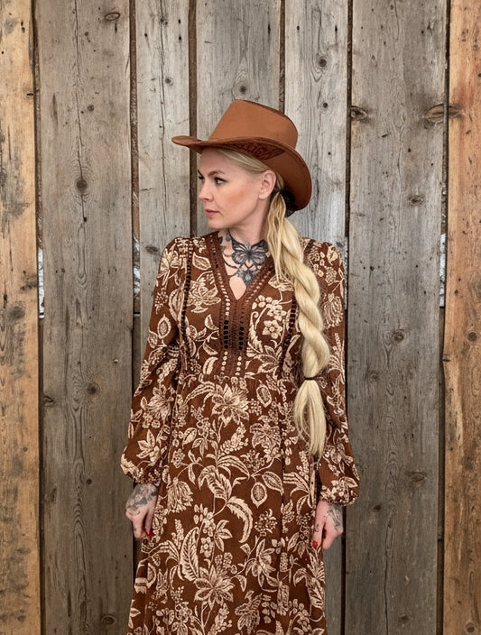 rebell boho western dessert grace långklänning bruna  toner