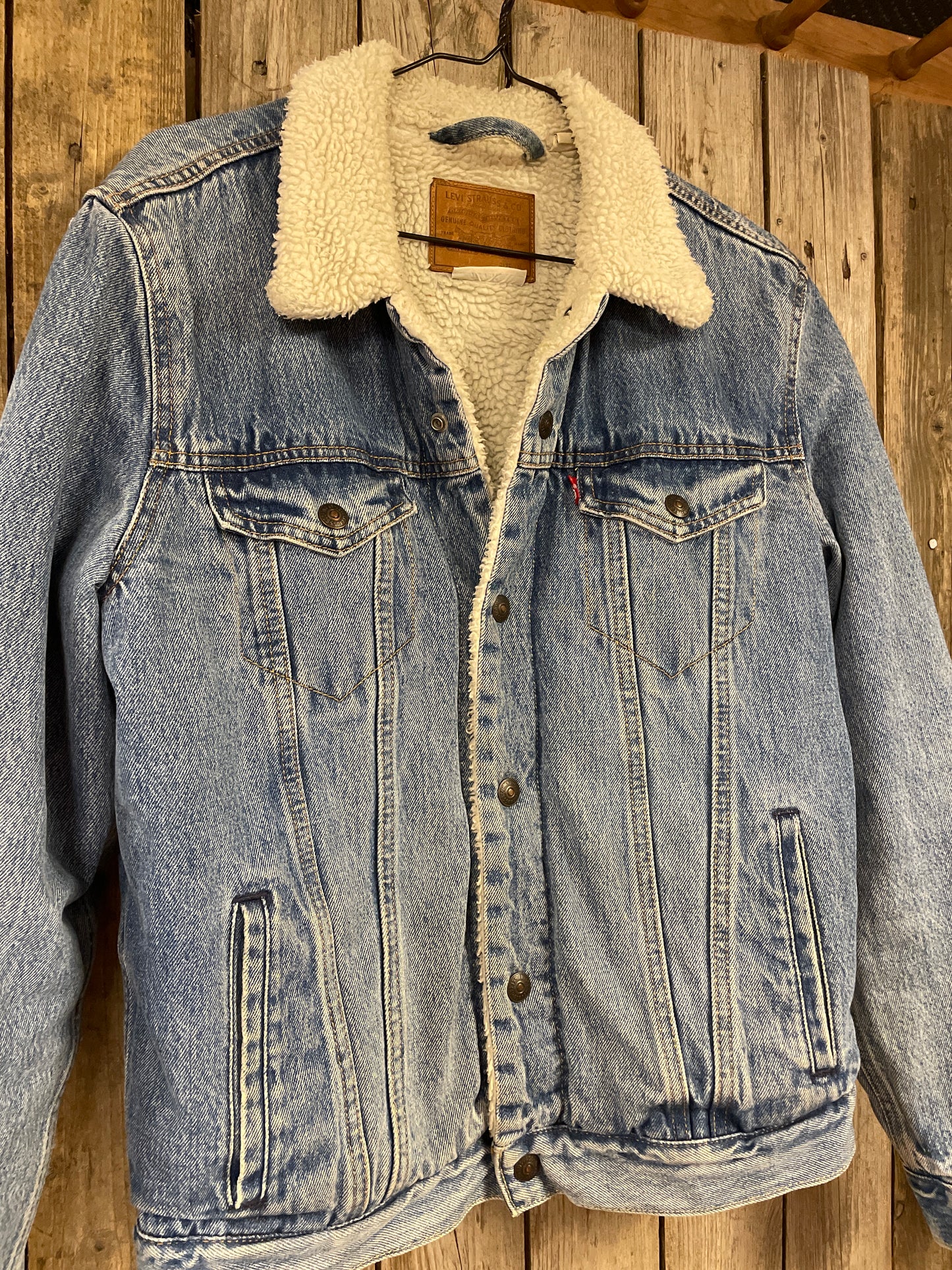 Vintage jeansjacka Levi’s sherpa fodrad trucker medium