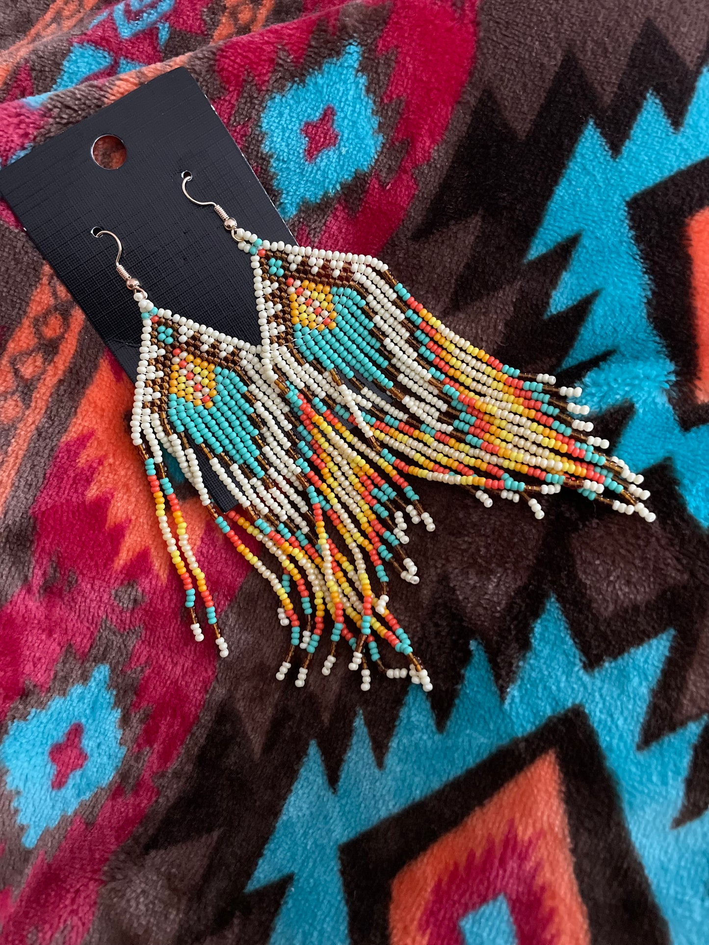 rebell örhängen indian pärlor långa handgjorda