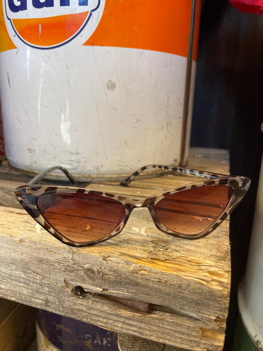 Rebell solglasögon leopard Kitty dreams