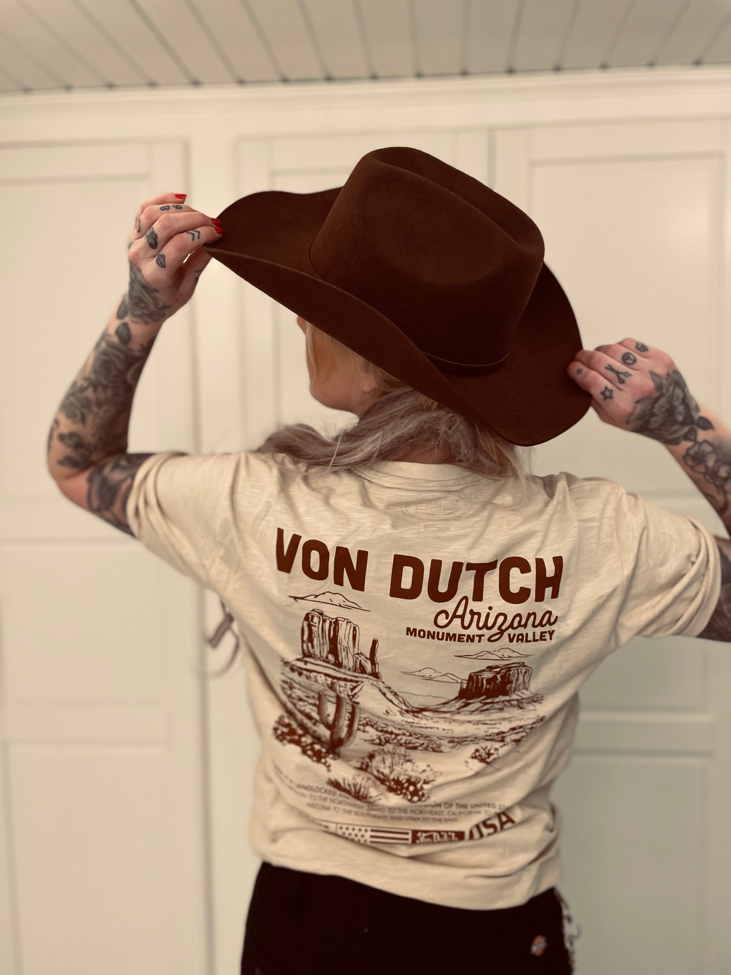 Von Dutch Arizo t-shirt cream