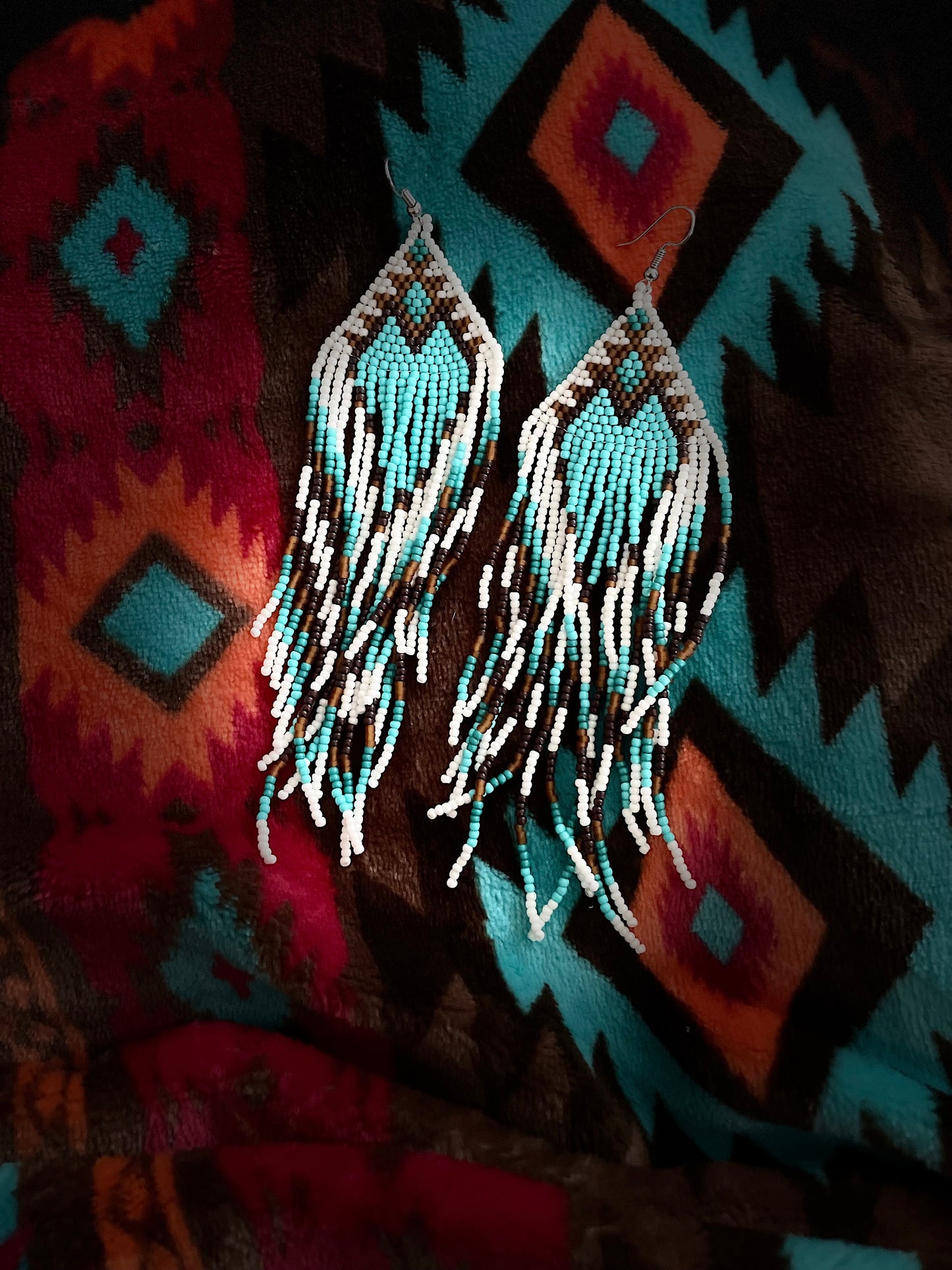 rebell örhängen indian pärlor långa turkosa handgjorda