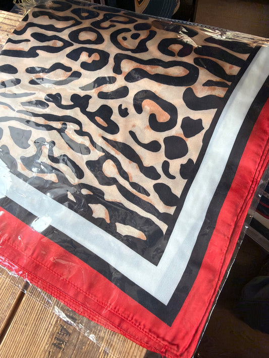 Rebell wild rags Texas scarf leopard röd