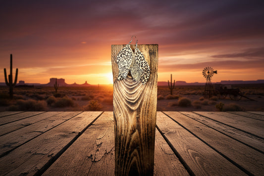 rebell örhängen Leopard bling