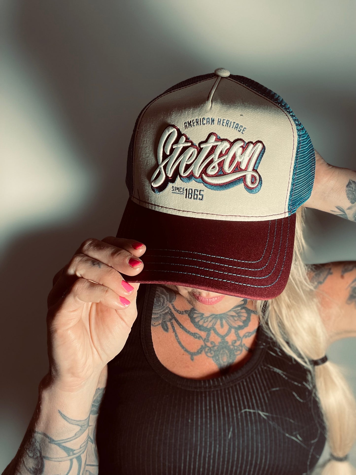 Stetson Trucker Keps American Heritage blå vinröd