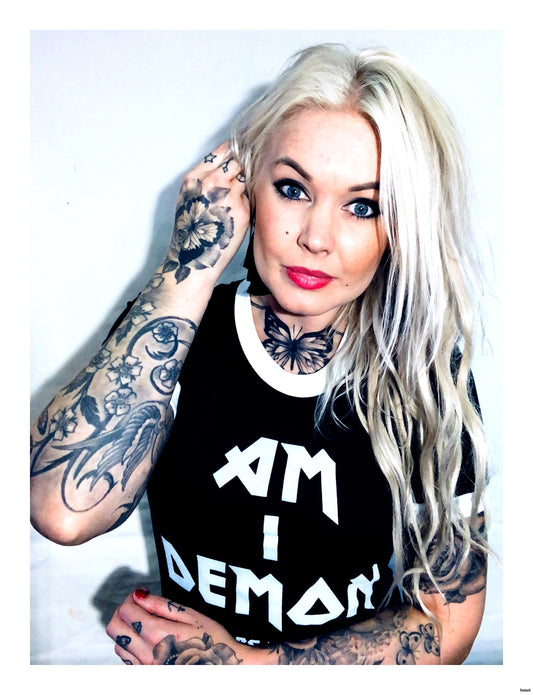 Bc Tshirt Am I Demon Svart/vit Tshirt